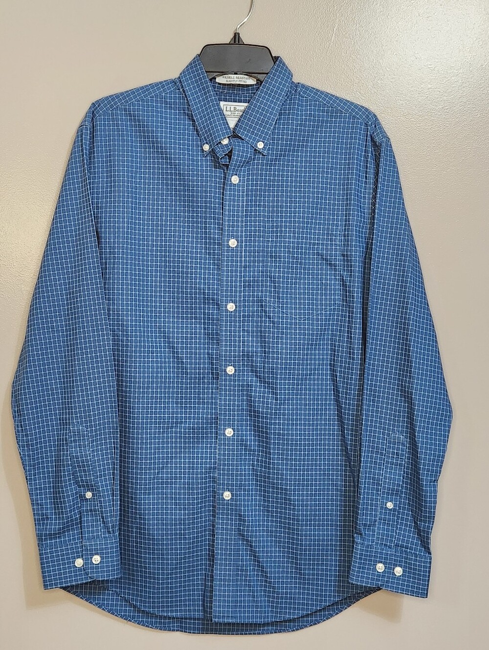 L.L. Bean Men’s Blue Windowpane Button-Down Shirt Size Medium